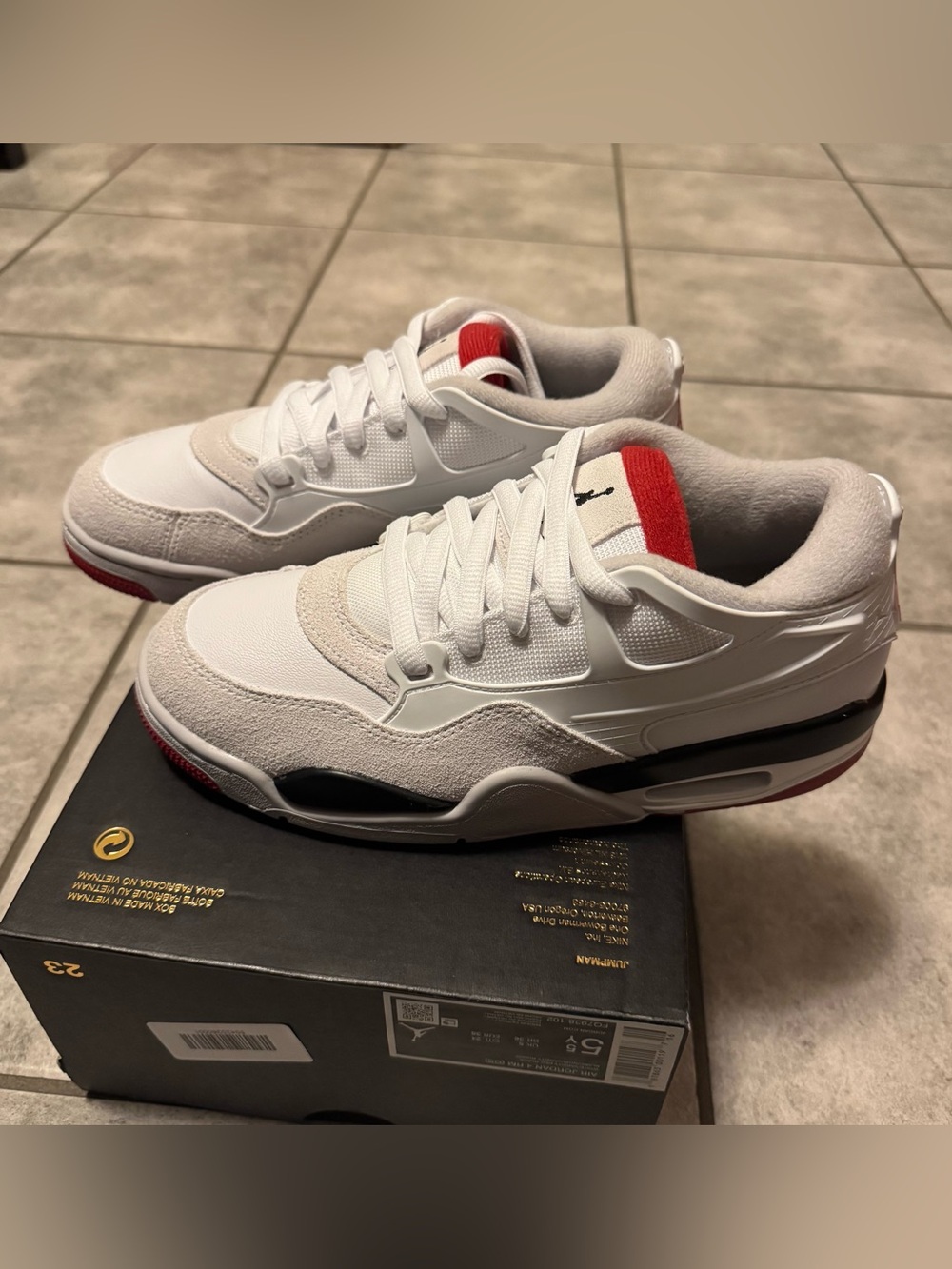 Air Jordan 4 RM "White/ Varsity Red" (GS) Size: 5.5Y/W7 New